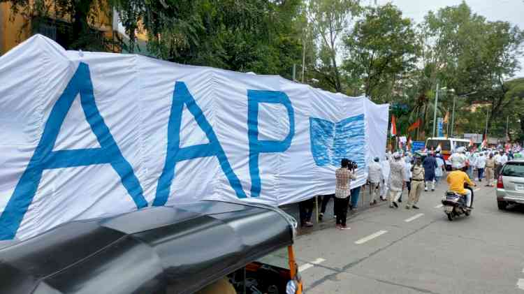 AAP to take out 5 yatras in UP