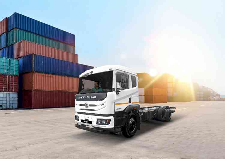 Ashok Leyland launches Dual Tyre Lift Axle Truck (DTLA) – AVTR 3120