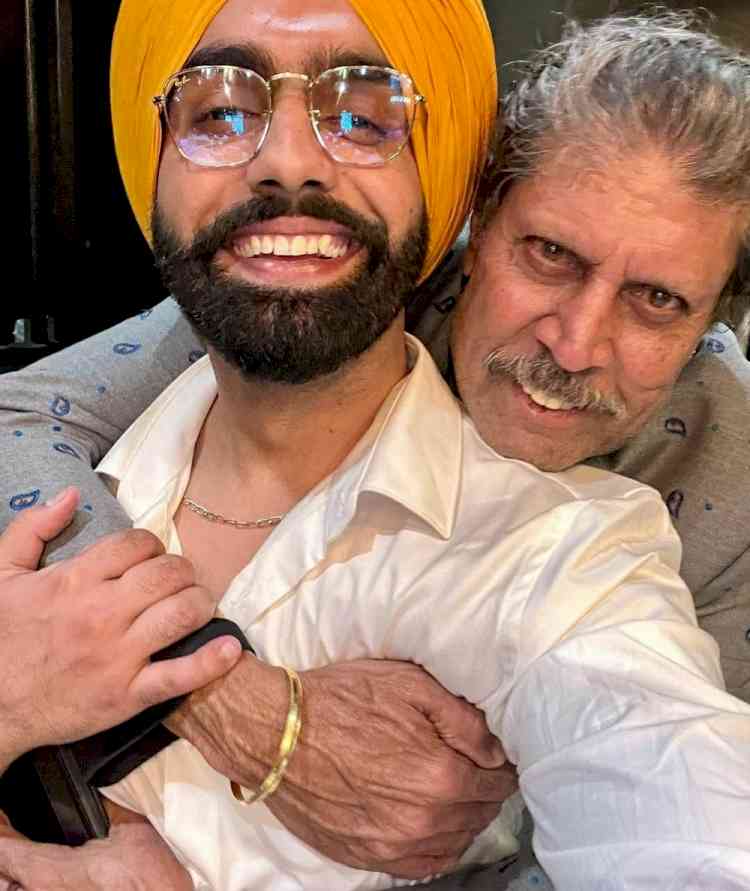 Fanboy Ammy Virk poses with stars of 1983; special screening for Anurag Thakur