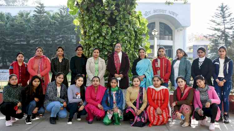 KMV organises free of cost three month vocational training programme in cosmetology