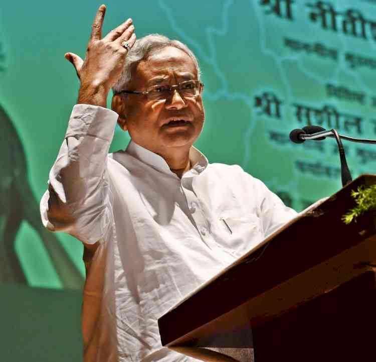 Nitish loses cool over ruckus at Muzaffarpur rally