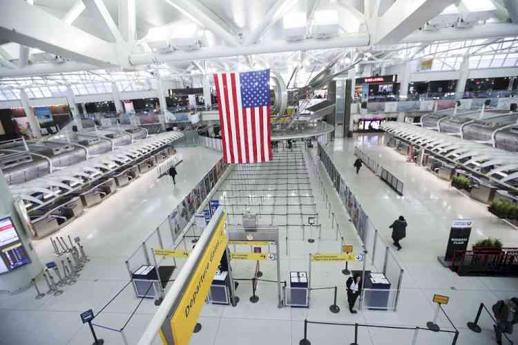Over 2K flights canceled on New Year Day in US as Omicron surges