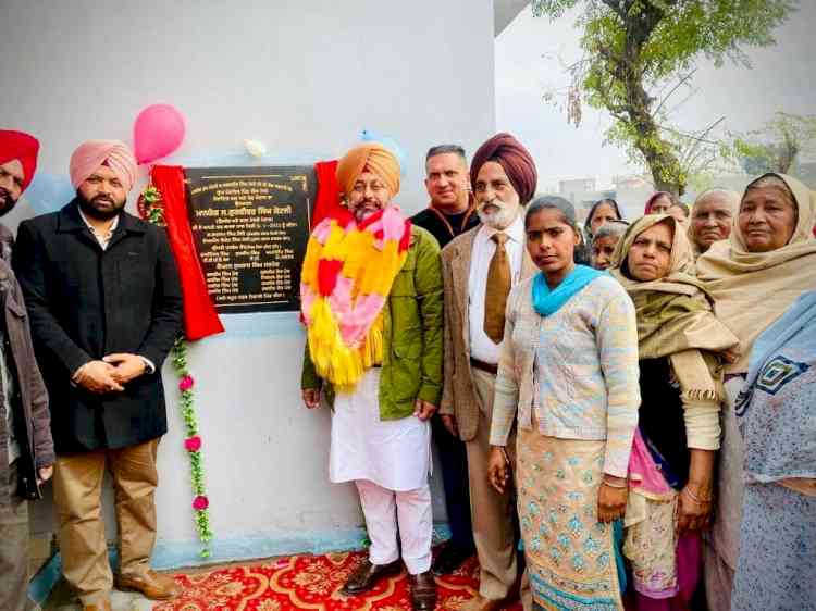 Cabinet Minister Gurkirat Singh inaugurates much awaited panchayat ghar and playground in Bija village of Khanna constituency 