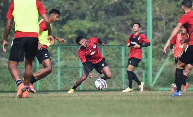 ISL 2021-22: Rejuvenated Bengaluru FC await beleaguered SC East Bengal