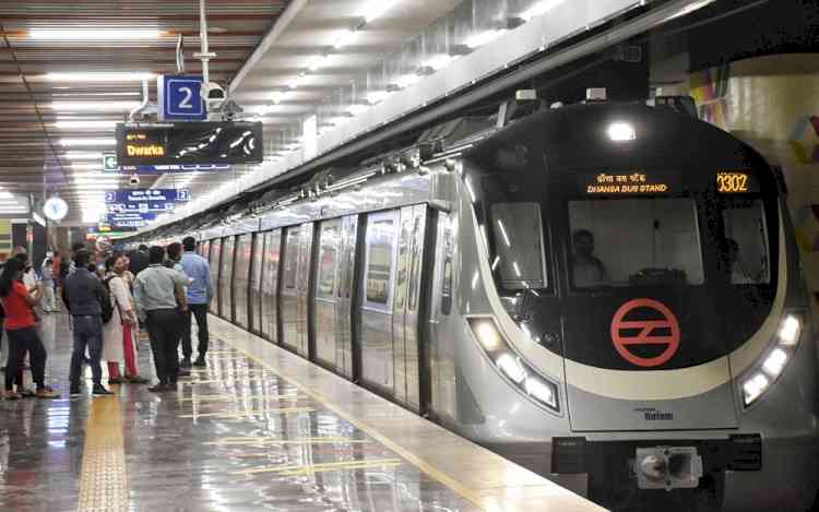 Metro, buses to run at full capacity in Delhi