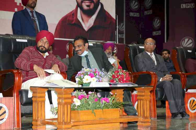Punjab CM Channi visited LPU to launch Punjab Government’s Rozgar Guarantee for Youth Scheme (PRAGTY)