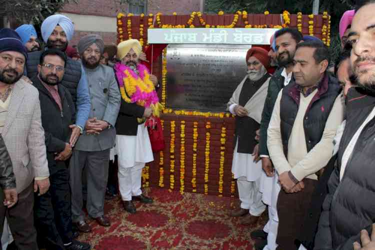 Cabinet Minister Gurkirat Singh lays foundation stone for upgrading pavement, roads and parking on Sua Road in Grain Market Jagraon 