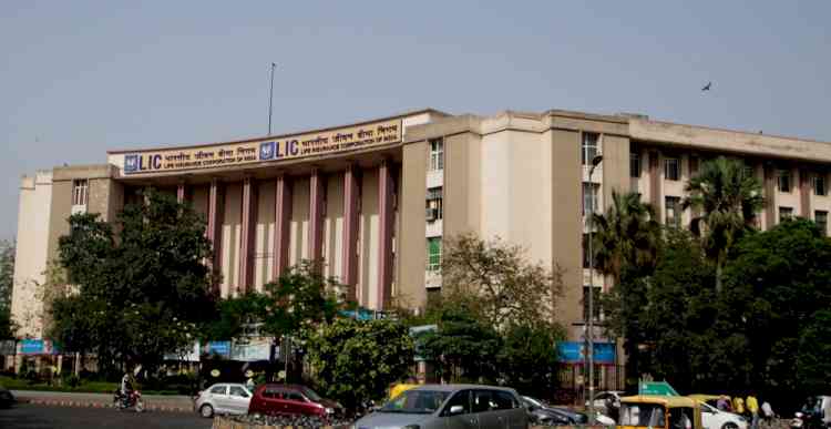 LIC new business down 20% in December 2021