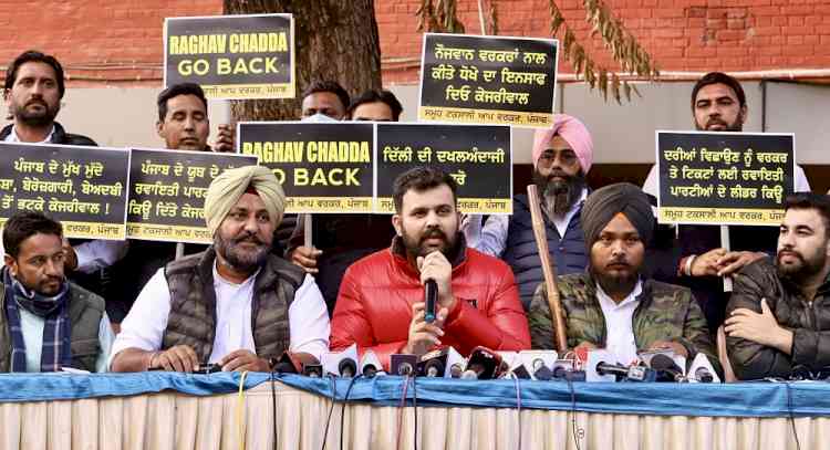 Some AAP leaders strongly opposed Kejriwal over choosing wrong people for tickets for ensuing Punjab Assembly elections 