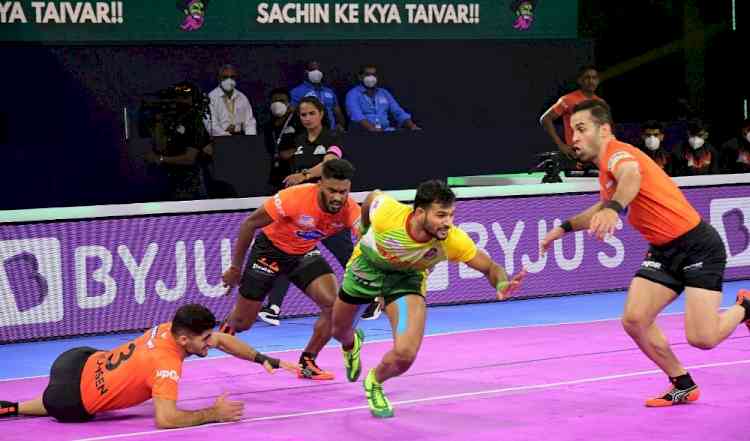 PKL 8: Patna Pirates thrash U Mumba, climb to top of points table