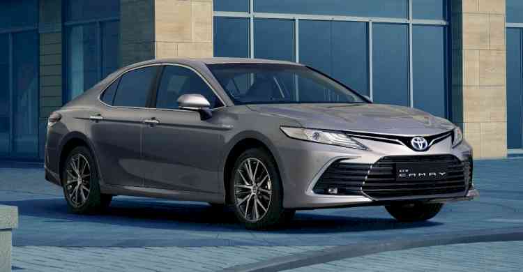 Toyota Kirloskar Motor launches New Camry Hybrid