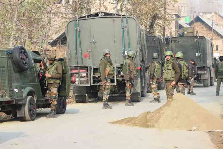 Gunfight breaks out at J&K's Kulgam