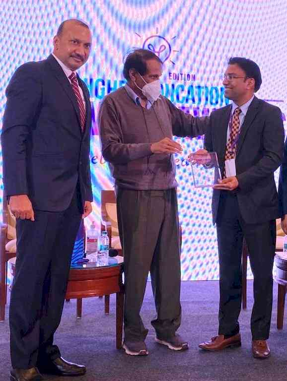 Former Union Minister Suresh Prabhu honoured LPU’s Vice-President Aman Mittal for Exemplary Leadership in Education