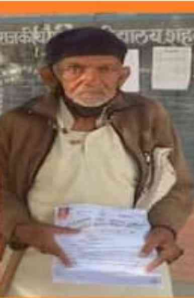 This 77-year-old man enrols for class 12 exam after passing 10th in 56th attempt