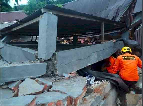 Strone quake in Indonesia injures 2, causes massive damages