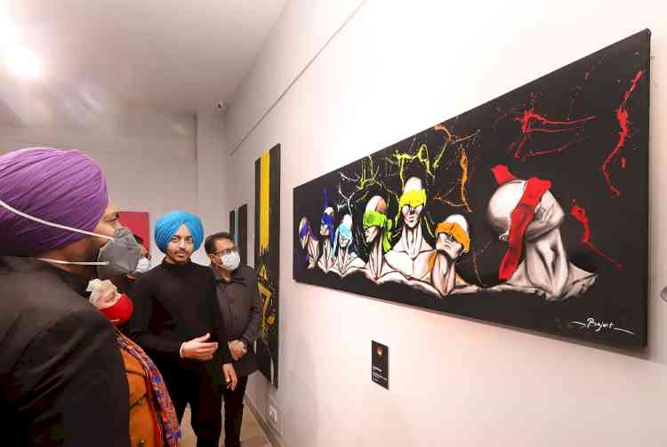 Solo Art Exhibition titled `Black Vibgyor’ by son of Kargil martyr concludes