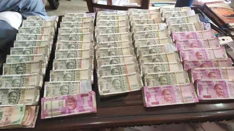 Rs 22 lakh seized from a car in UP's Kanpur