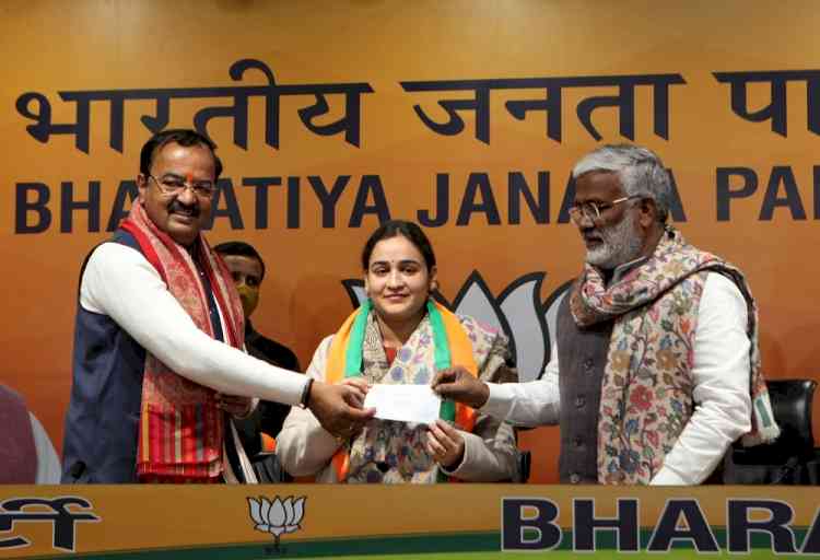 'Aparna Yadav's joining helps BJP win perception battle against SP'