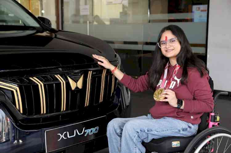 Anand Mahindra gifts special car to gold medallist Avani Lakhera