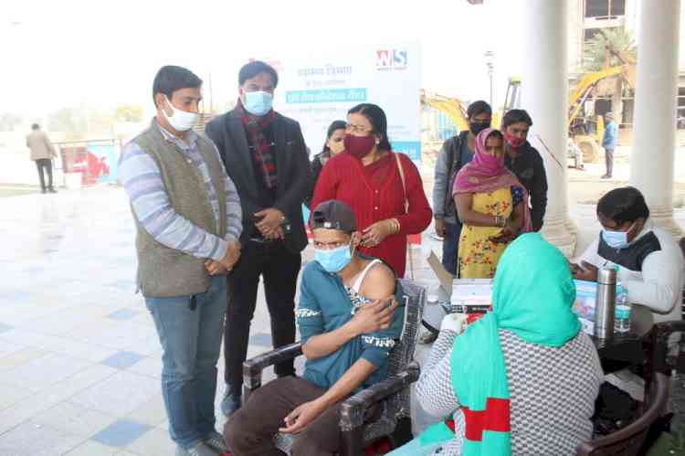 Health Department Faridabad organises free Covid vaccination drive at Omaxe World Street