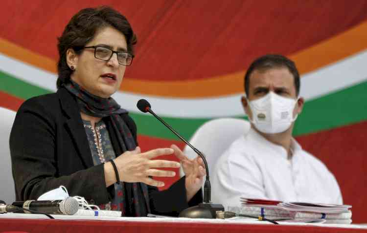 Priyanka on Cong's CM candidate in UP: 'Can you see any other face?'