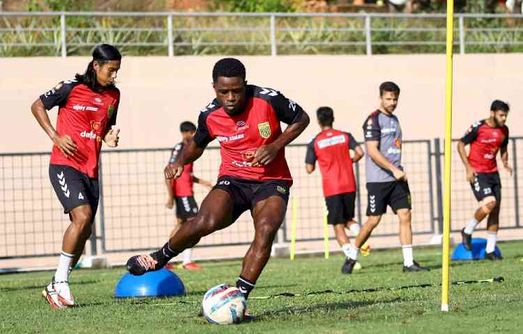 Hyderabad, SC East Bengal square off in Vasco