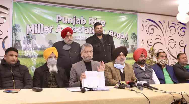 Punjab Rice Millers’ Association threatens to move HC against FCI