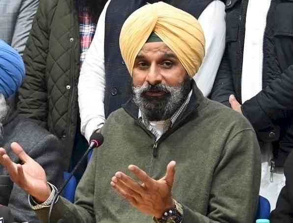 HC stays arrest of Akali leader Majithia in drugs case for 3 days