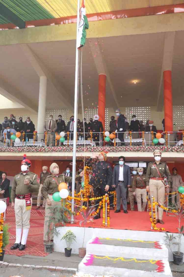 DC unfurls tricolour in SBS Nagar on 73rd Republic Day