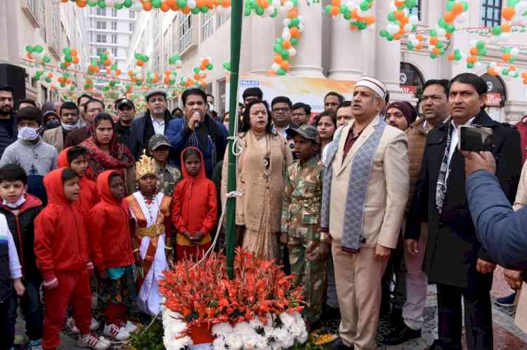 Children from Omaxe Foundation hoist tricolour on 73rd Republic Day at Omaxe World Street, Faridabad