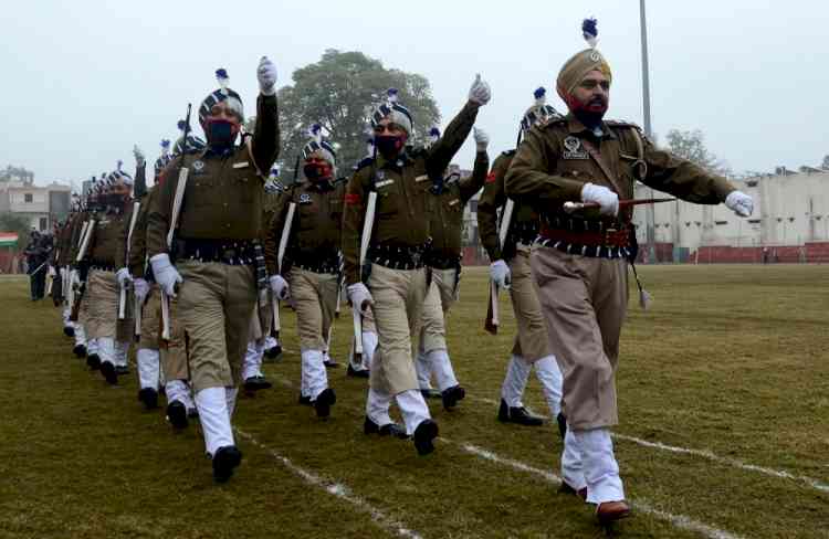 Amid Covid-19 restrictions, Punjab, Haryana celebrate R-Day