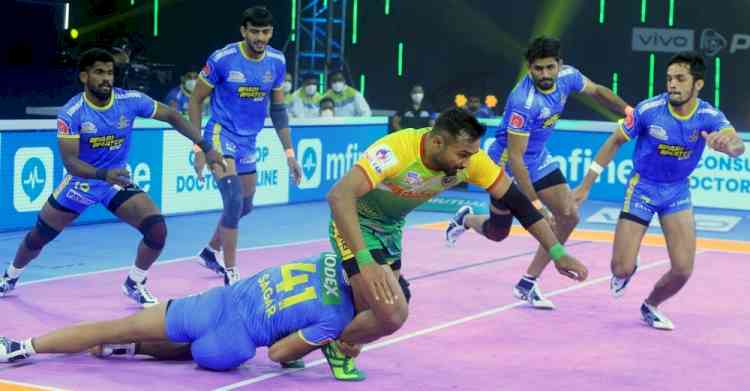 PKL 8: Defenders shine as Patna Pirates thrash Tamil Thalaivas