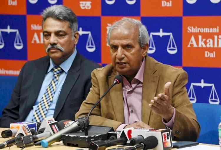 Act against 'guilty' intelligence top brass, Akali Dal to EC