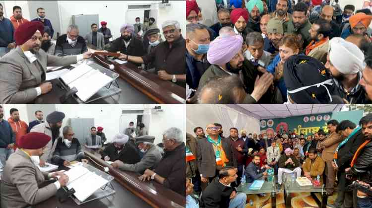 Amarinder files papers, says Congress fighting polls on his achievements