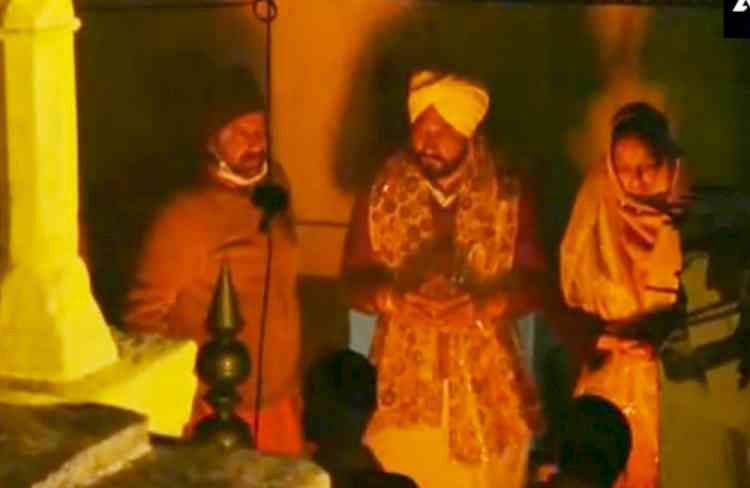 Punjab CM Channi offered prayers at Mata Baglamukhi Temple