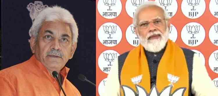 Modi calls J&K L-G after quake