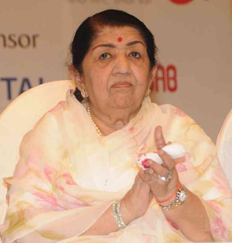 Lata Mangeshkar succumbs to 'post-Covid multi-organ failure'