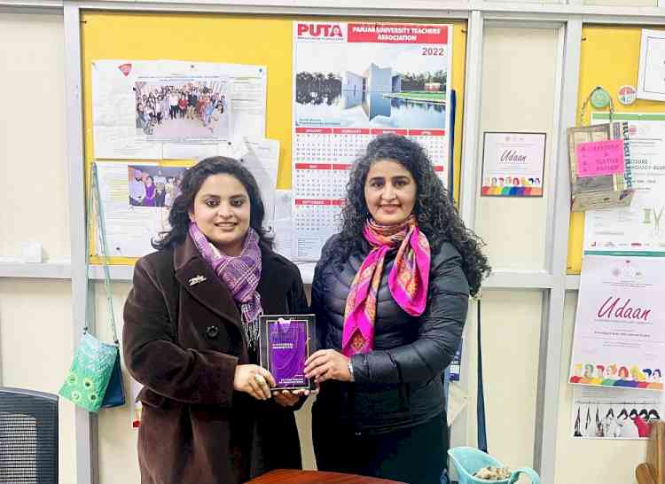 Panjab University Faculty comes out with New Fashion Book