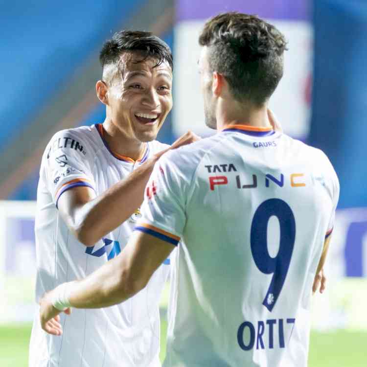 ISL 2021-22: Ortiz shines as FC Goa thrash Chennaiyin FC to keep playoff hopes alive