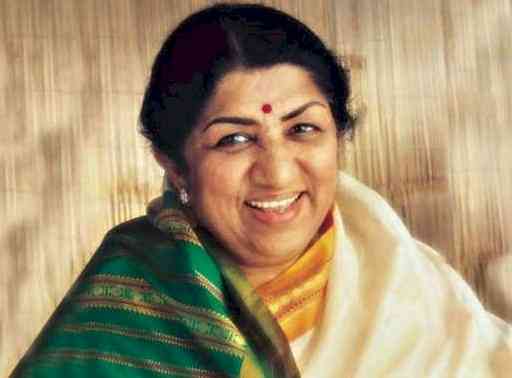 Lata Mangeshkar's ashes immersed in Nashik's Ramkund