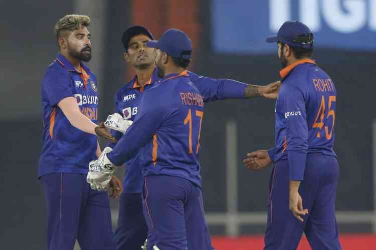 3rd ODI: Krishna, Siraj bowl India to a 96-run win and complete a 3-0 sweep