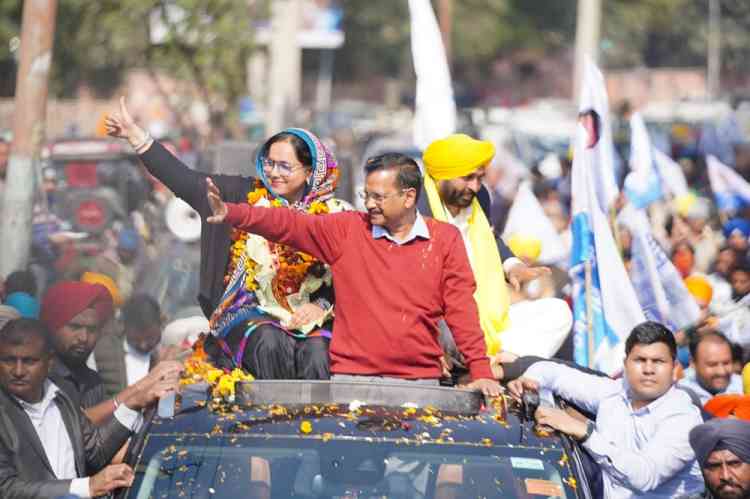 AAP govt will develop industries in Punjab's border dists: Kejriwal