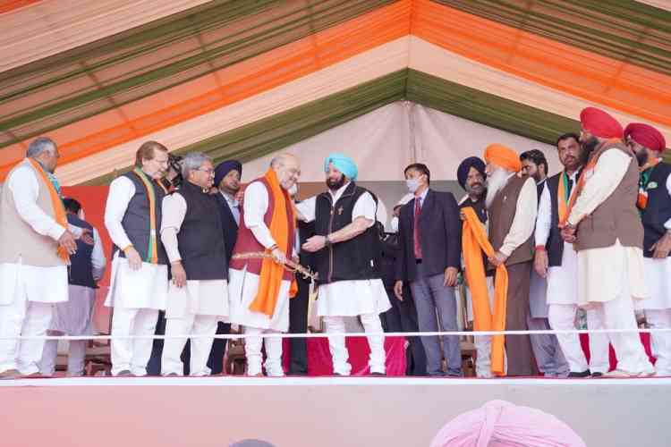 Shah praises Amarinder on national security stand