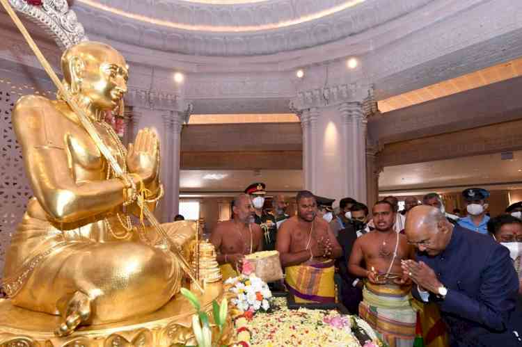 President unveils gold statue of Ramanujacharya