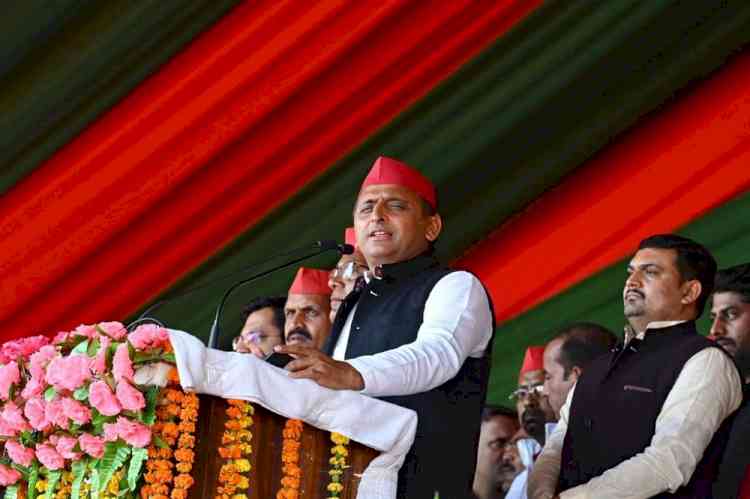 Battle for UP: Where is the defence corridor, asks Akhilesh