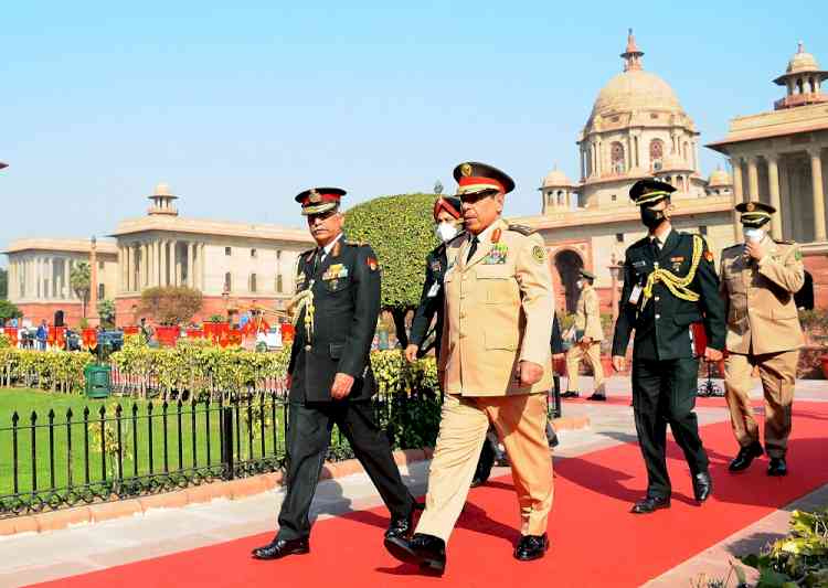 Indian, Saudi army chiefs discuss areas of military collaboration