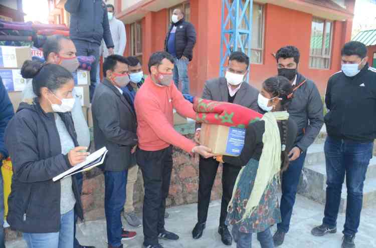 DC Kangra distributes ration and blankets