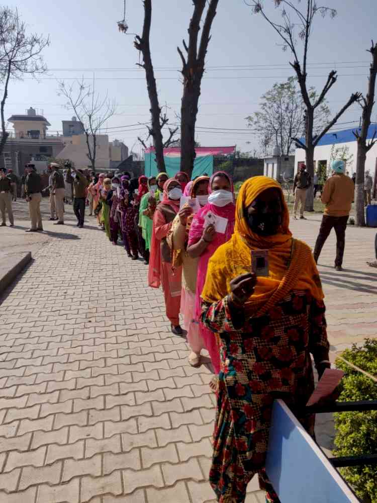 70.1 Percent voters cast their votes in Shaheed Bhagat Singh Nagar