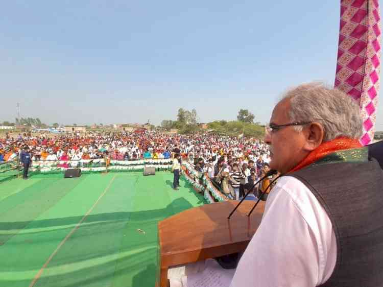 UP govt suffering from 'mental bankruptcy': Bhupesh Baghel