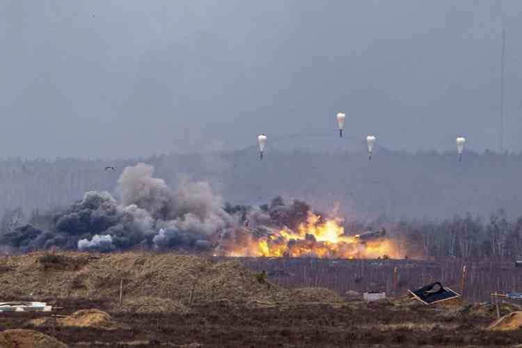 War returns to Europe: Russian missiles rain down on airports, military bases, and Kyiv
